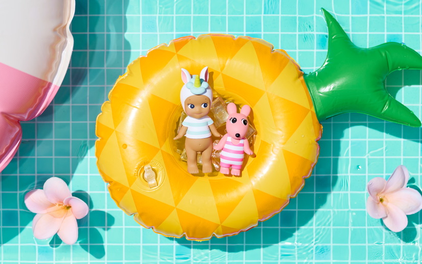 Summer Vacation: Sun-Kissed Style - SOLD OUT R8